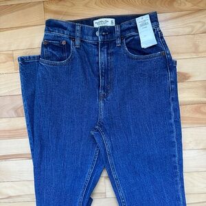 Abercrombie 00 size 24 short jeans